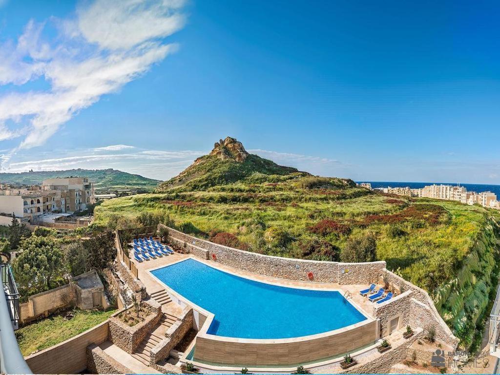 Your Room, Your Apartment, Your Shared Pool Marsalforn Eksteriør bilde